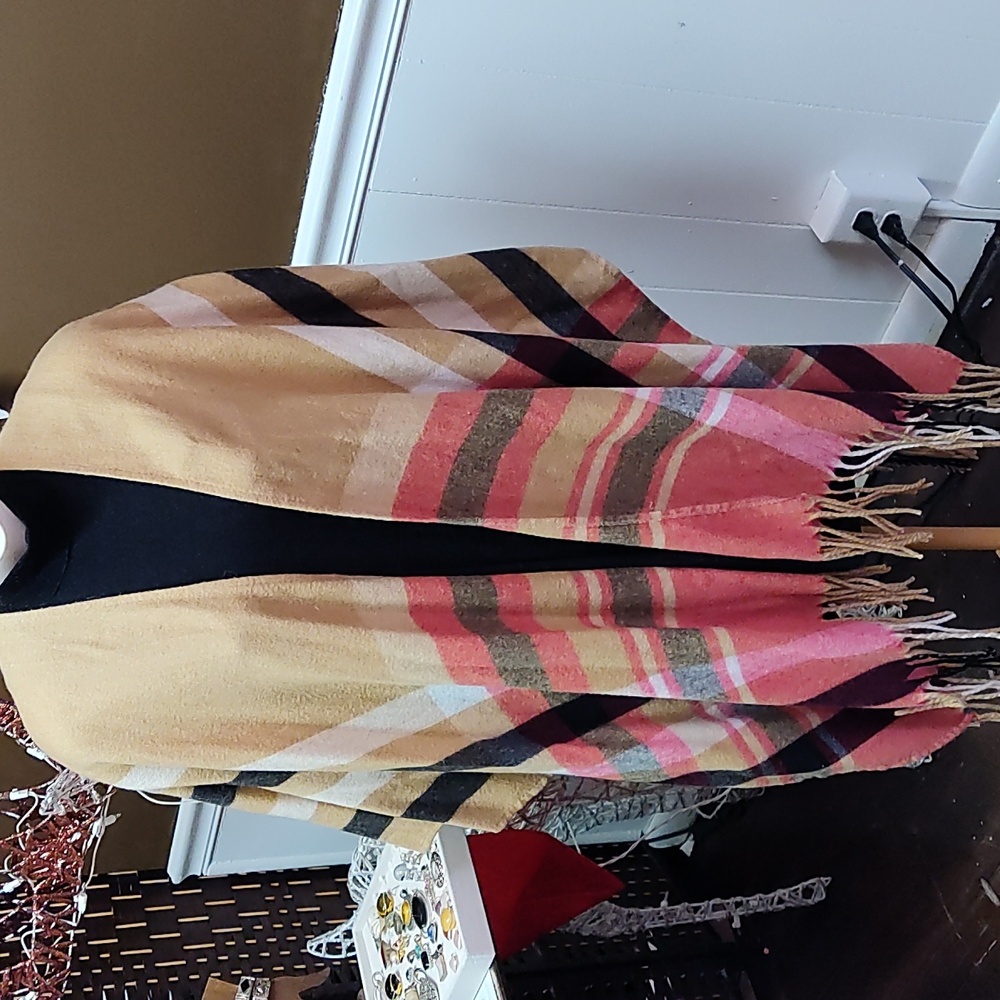 Woolrich Fringed Wrap